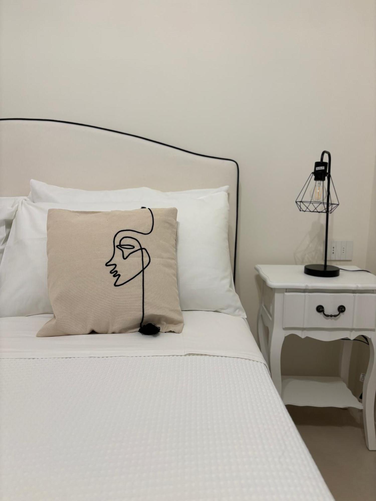 Alora Boutique Suites Lecce Exteriör bild
