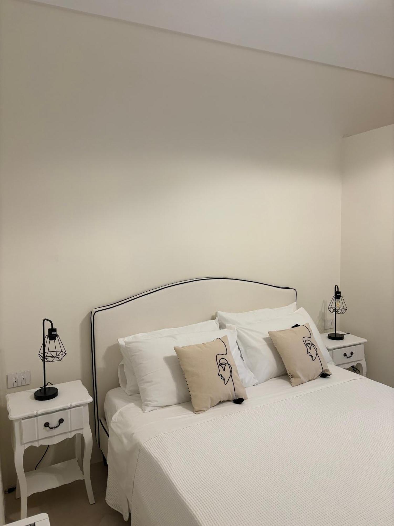 Alora Boutique Suites Lecce Exteriör bild